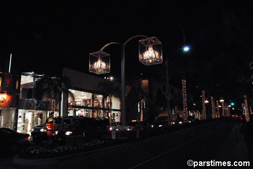 Holiday Lights on Rodeo Drive - by QH - Beverly Hills (November 30, 2006)