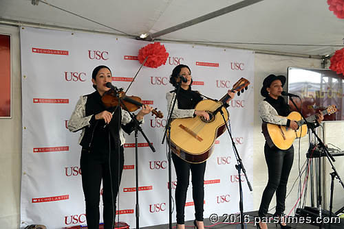 Mexican Musicians - USC (April 10, 2016) - by QH
