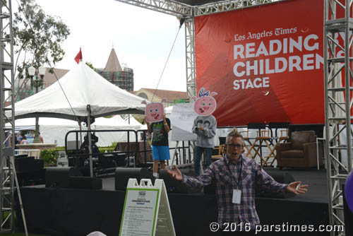 Kids Stage - USC (April 10, 2016) - by QH