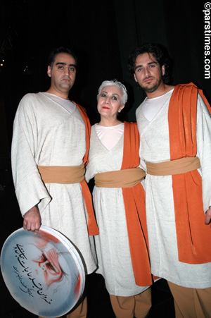 Mehrdad Nahibian, Shahla Sarokhani, Kamran Aghtaee - Djanbazian Dance Company (January 7, 2006) - by QH