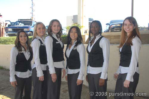 Rose Queen & Royal Court - Burbank (December 28, 2008) - by QH