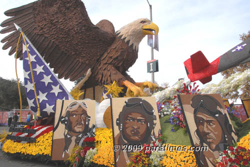 West Covina's Float honoring the Tuskeege Airmen - Pasadena (December 31, 2009) - by QH