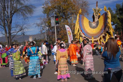 Native Americans: RFD-TV Float 'One Nation' - Pasadena (December 31, 2010) - by QH