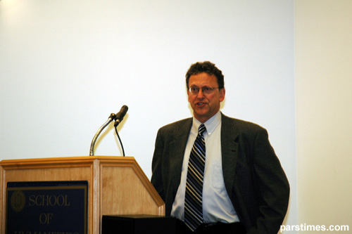 Dr. Daniel J. Schroeter gave a brief introduction - UCI (January 10, 2006) - by QH