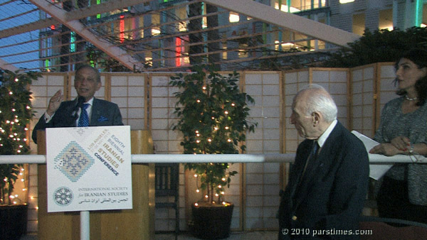 Dr. Ehsan Yarshater, Beverly Hills Mayor Jimmy Delshad, - Santa Monica (May 29, 2010) - by QH