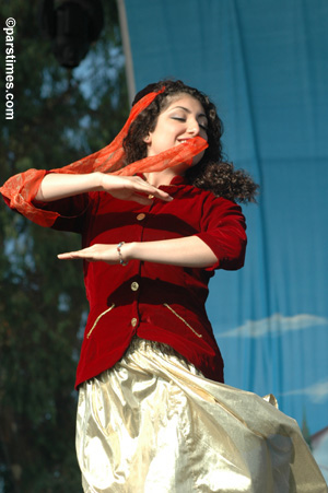 Golsanam Dance