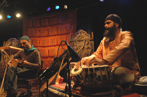 Ramin Torkian, Satnam Ramgotra - NIYAZ Concert at the Knitting Factory in Hollywood, August 25, 2005 - by QH