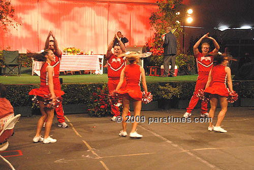 OSU Cheerleaders - Pasadena (December 31, 2009) - by QH