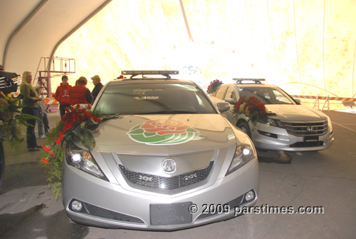 Tournament's car (Honda Sedan) - Pasadena (December 31, 2009) - by QH