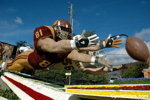ESPN's Float 'The Magic of Sports in High Definition' - Pasadena (January 3, 2006) - by QH