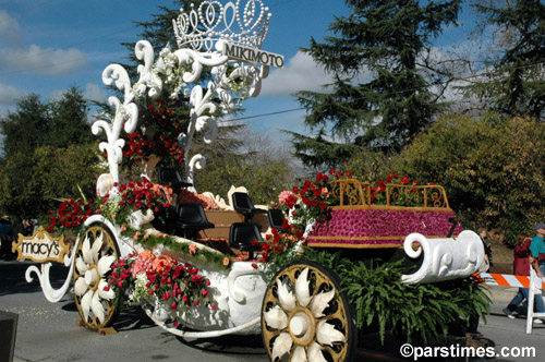  Queen's float - Pasadena (January 3, 2006)  - by QH