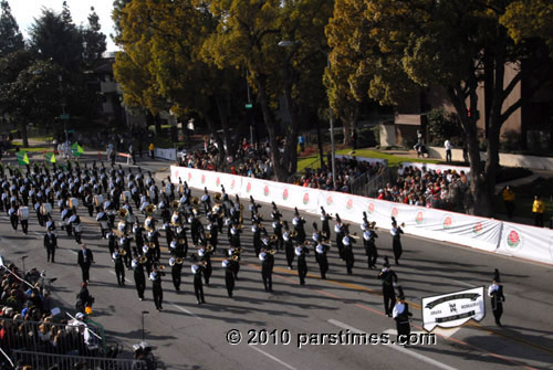 The Millard West High School Band from Nebraska - Pasadena (January 1, 2010) - by QH