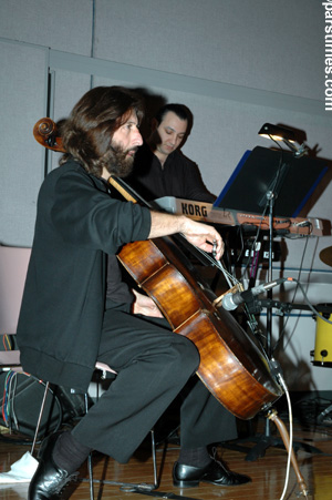 Homayoon Khosravi (Chello), Ashur Atari (Keyboard) - UCI (February 11, 2006) - by QH
