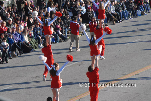 University of Wisconsin Cheerleaders - Pasadena (January 1, 2011) - by QH