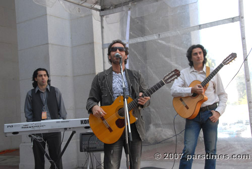 Babak Amini performing with Saeed Mohammadi - LA City Hall (March 16, 2007) - by QH