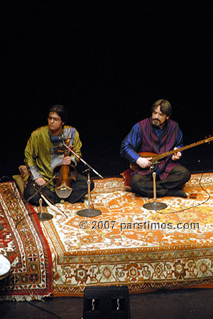Hossein Alizadeh and the Hamavayan Ensemble - UCLA Royce Hall (March 16, 2007)- by QH
