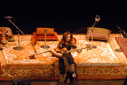 Sahba Motallebi (Tar) opened for Hossein Alizadeh and the Hamavayan Ensemble  - UCLA Royce Hall (March 16, 2007)- by QH