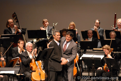 LA Chamber Orchestra & Khosrow Soltani, Reza Vali  - Alex Theatre, Glendale (November 3, 2007)- by QH