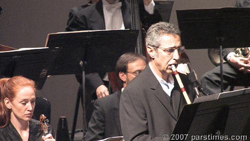 LA Chamber Orchestra & Khosrow Soltani - Alex Theatre, Glendale (November 3, 2007)- by QH