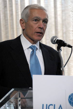 General (Ret.) Wesley Clark - UCLA (March 6, 2007) - by QH