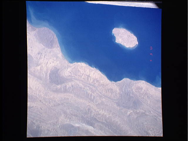 Kish Island - NASA (May 4, 1991