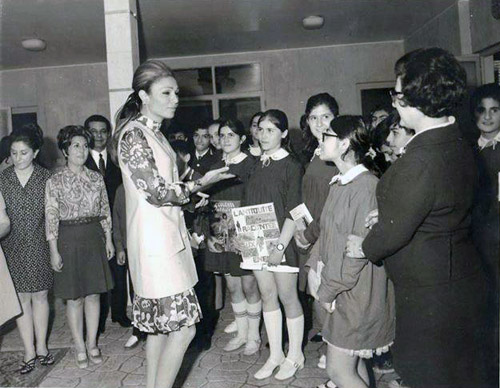 Farah Pahlavi with Schoolgirls