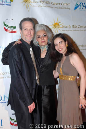 Dr.& Mrs Saddler & Vida Ghaffari - UCLA (April 12, 2009) by QH
