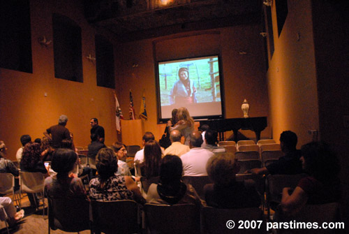 The screening of Gilaneh (July 14, 2007) - by QH