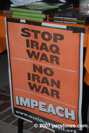 Antiwar Sign (October 4, 2007) - by QH