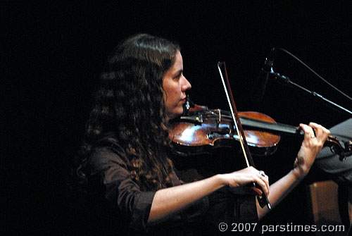 Megan Weeder (Violin) (September 27, 2007) - by QH