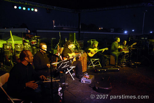 Strunz & Farah  Concert (October 14, 2007) - by QH