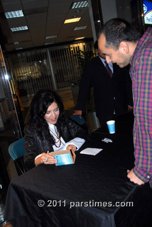 Sussan Deyhim CD Signing (August 13, 2011) - by QH