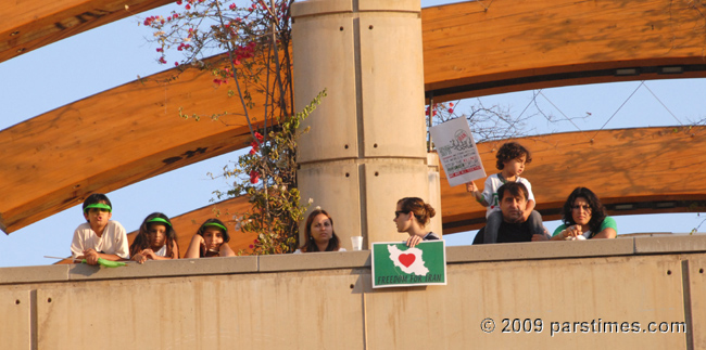 Solidarity with the people of Iran - UCLA (July 25, 2009) - by QH
