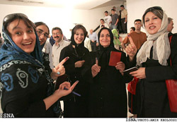 women voters in the 2005 election - ISNA